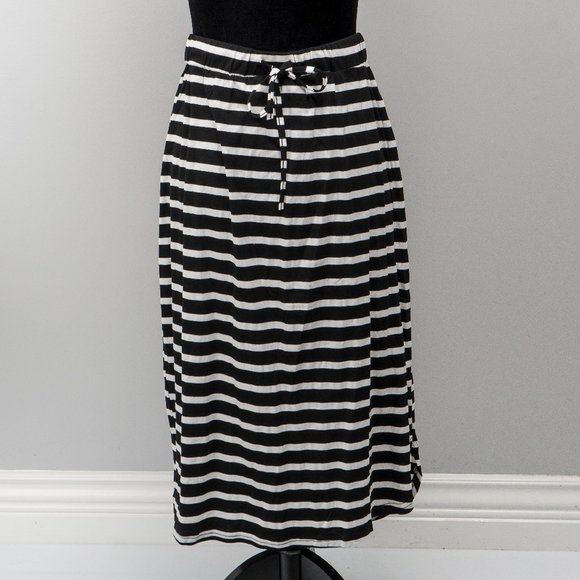 NWOT Striped drawstring waist skirt - 2X  ( 3 X) - Picture 1 of 4